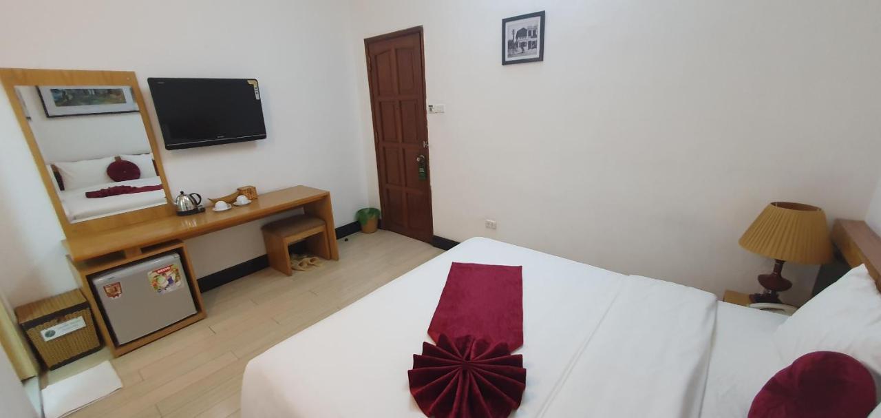 Hanoi Win Hotel & Travel Kültér fotó