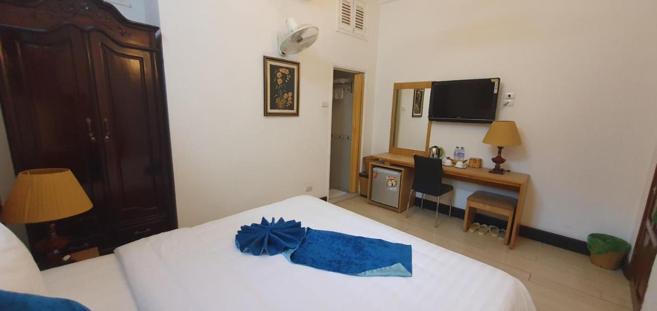 Hanoi Win Hotel & Travel Kültér fotó