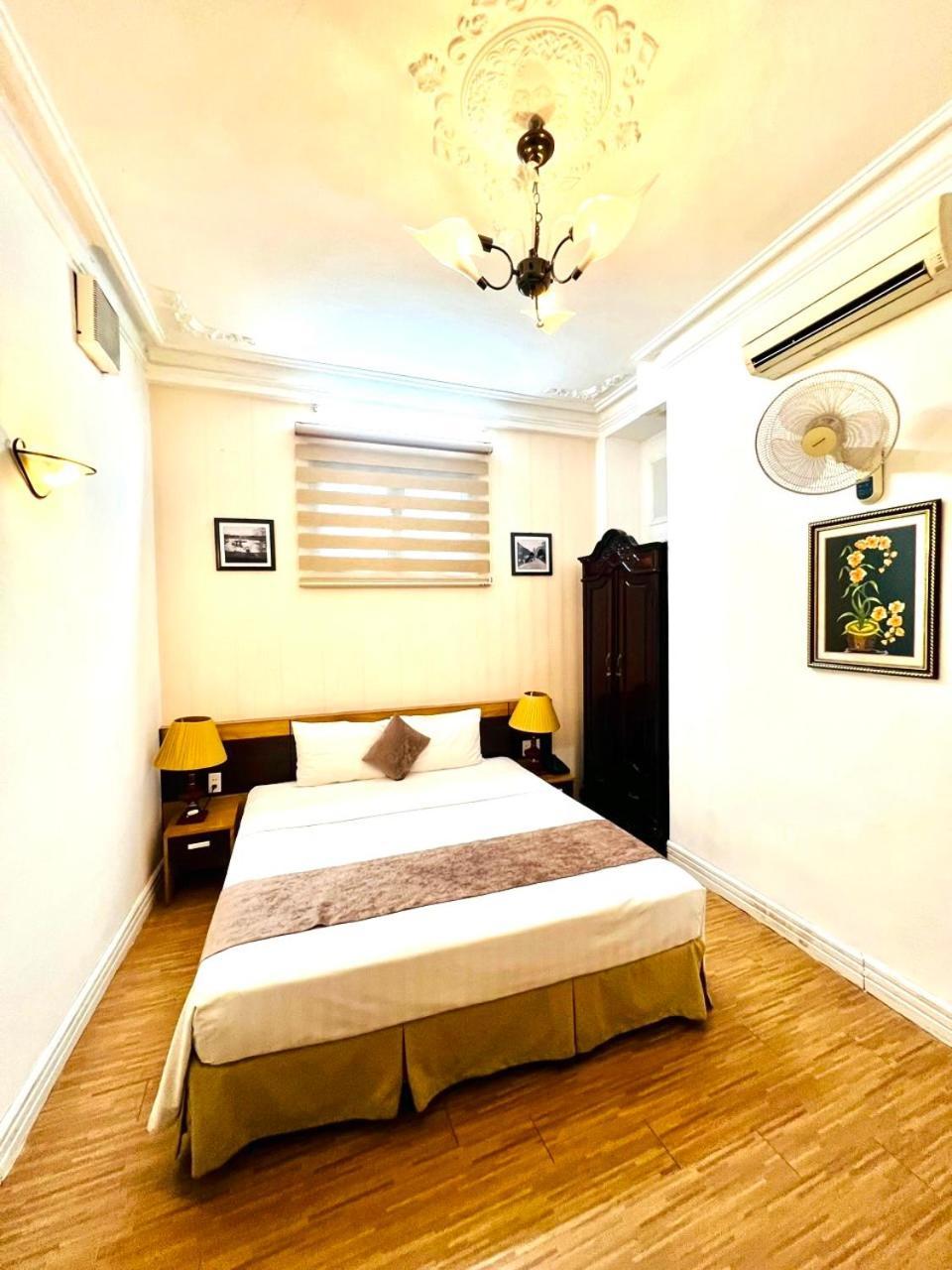 Hanoi Win Hotel & Travel Kültér fotó